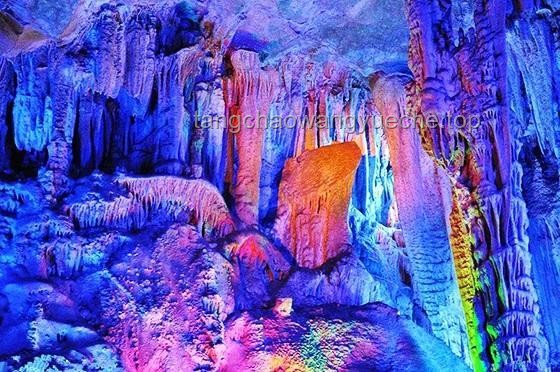 溶洞生态保护与旅游开发：湖南清出垃圾3000斤事件的深度剖析